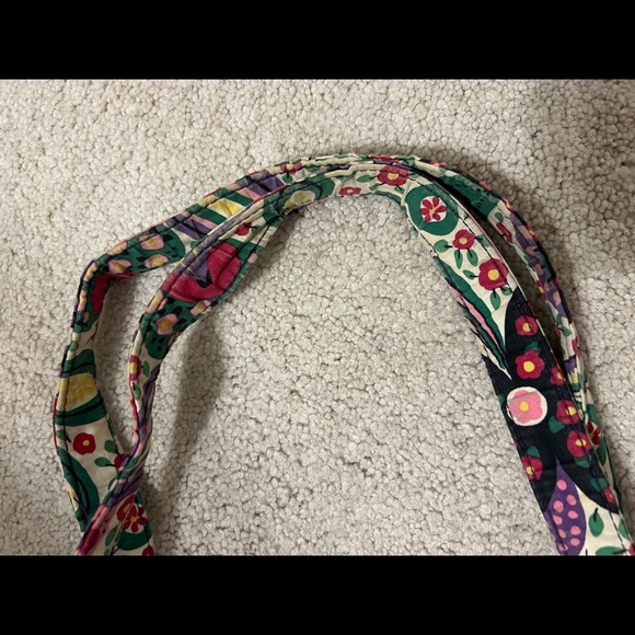 Vera Bradley Tote - Picture 3 of 6